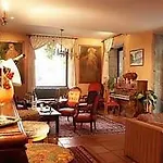 Chateau Des Comtes De Отель Шаль-ле-О