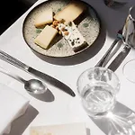 Chateau Des Comtes De Шаль-ле-О