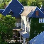 Отель Chateau Des Comtes De 3*