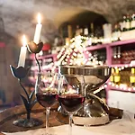 Chateau Des Comtes De Отель