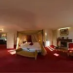 Отель Chateau Des Comtes De Шаль-ле-О