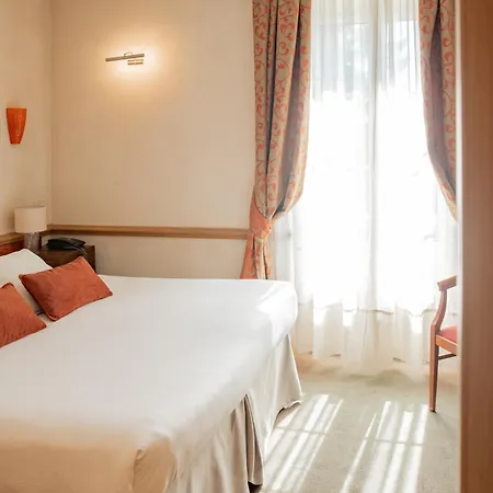 Hotel Chateau Des Comtes De