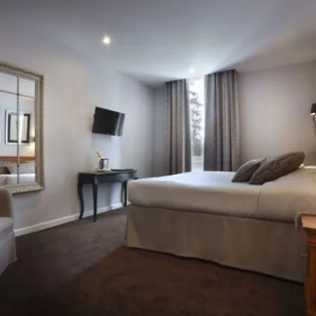 Chateau Des Comtes De Hotel Challes-les-Eaux