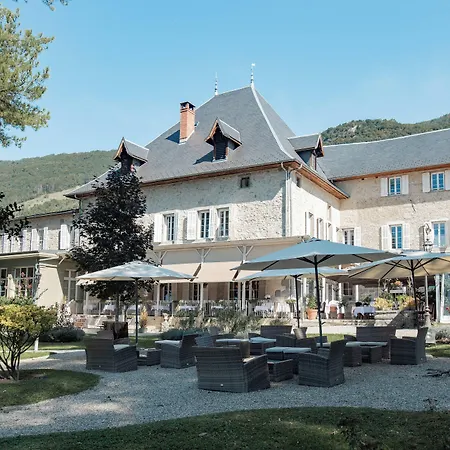 Chateau Des Comtes De Challes-les-Eaux