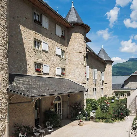 Hotel Chateau Des Comtes De 3*