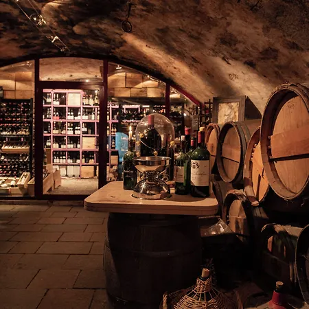 Chateau Des Comtes De 3* Challes-les-Eaux