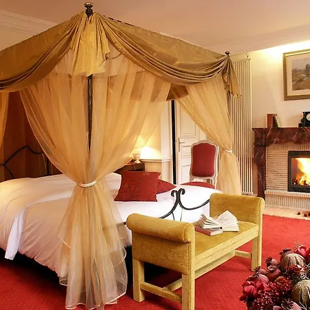 Chateau Des Comtes De Hotel 3*